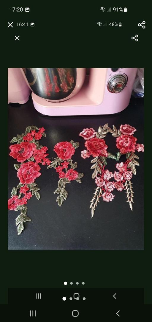  — Rose sew on appliques x 4 NEW