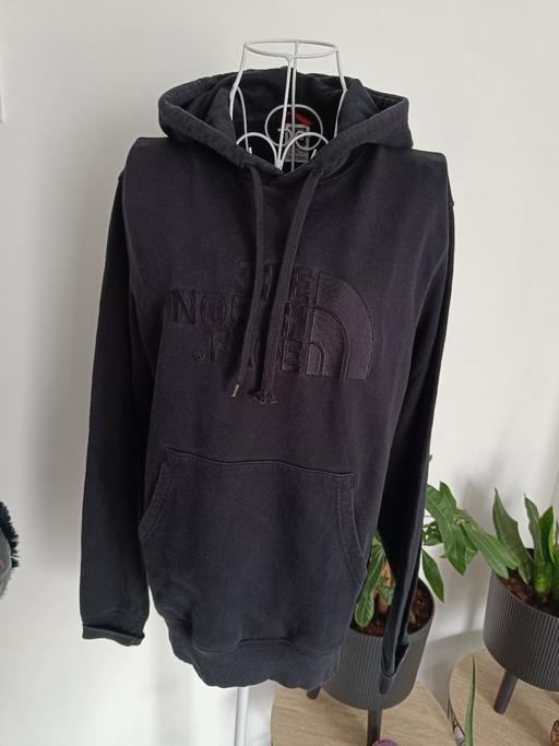  — The North Face Men’s Black Embroidered Logo H