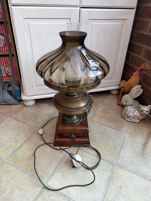  — Electric oil lamp