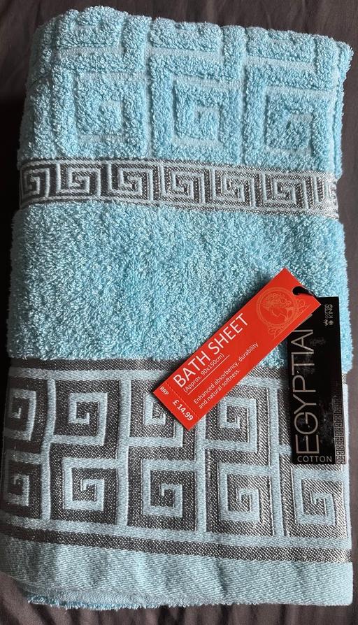  — Brand New Egyptian Cotton Bath Sheet.