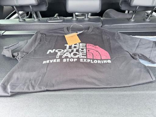  — men’s bnwt the north face t shirt