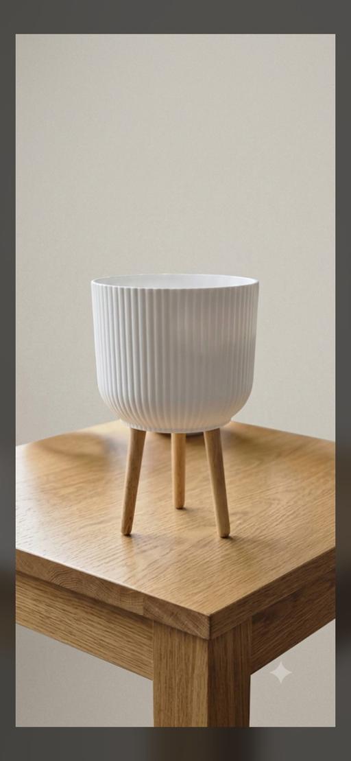  — plant pot