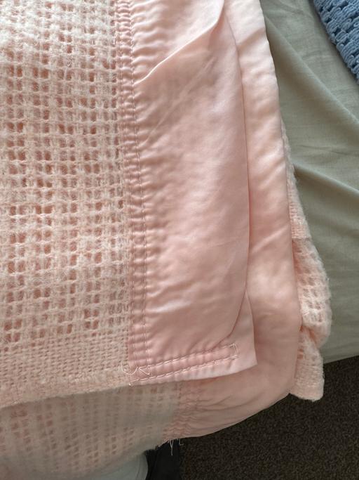  — Baby pink large blanket