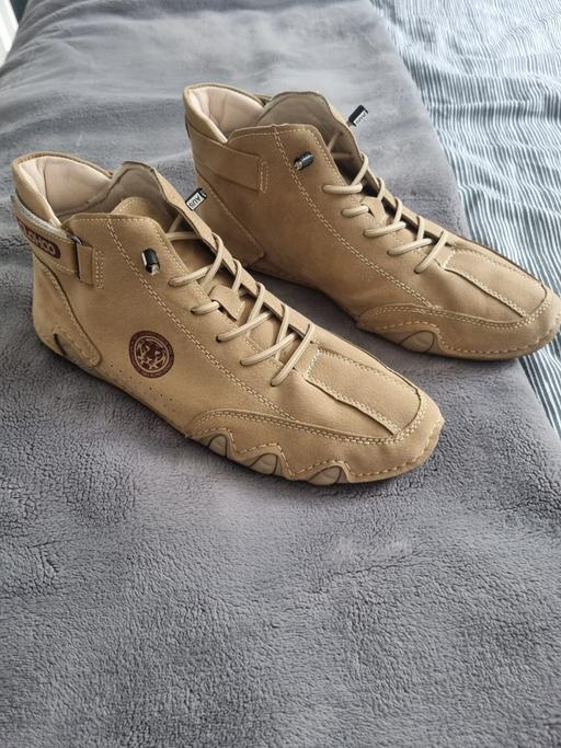  — mens soft brown boots