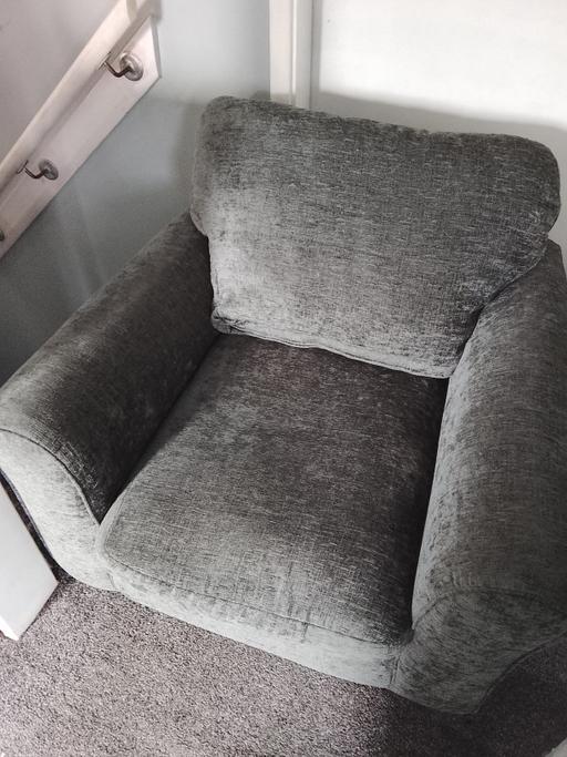  — armchair