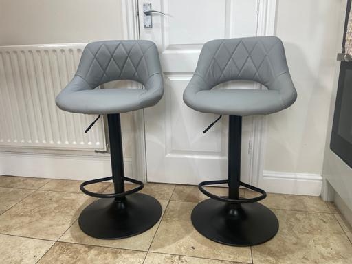  — Bar stools