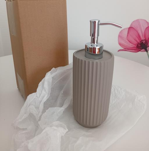  — Soap dispenser