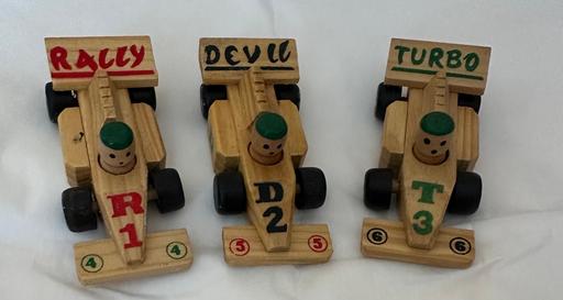  — 2 wooden cars