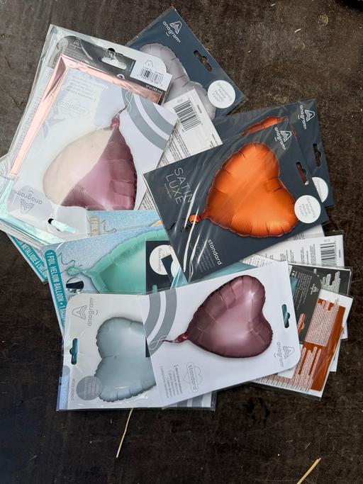  — Helium balloon assortment 25 in total