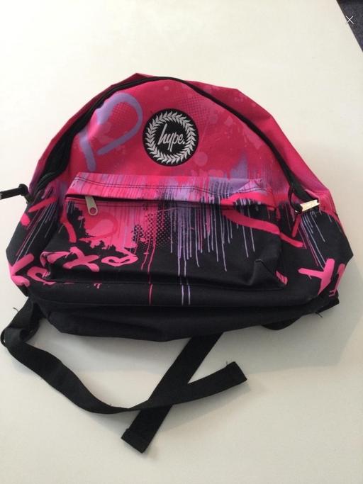  — Hype school backpack