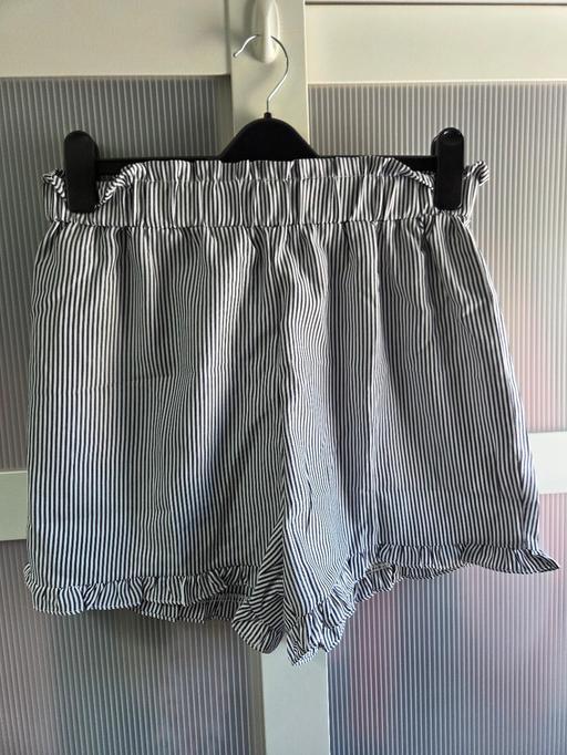  — Size XL (size 16) SHEIN frill detail shorts
