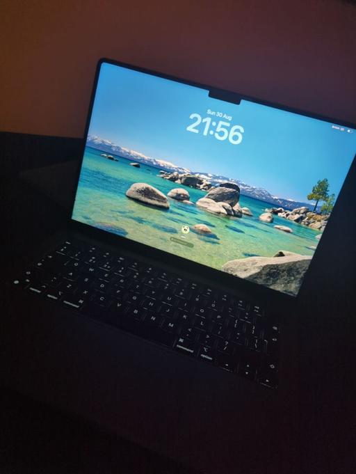  — MacBook Pro 14” M4 16GB (2024) – Excellent Co