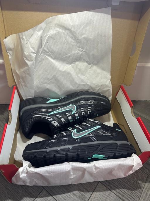  — Men’s Nike P-6000’s Black/Turquoise UK 7.5