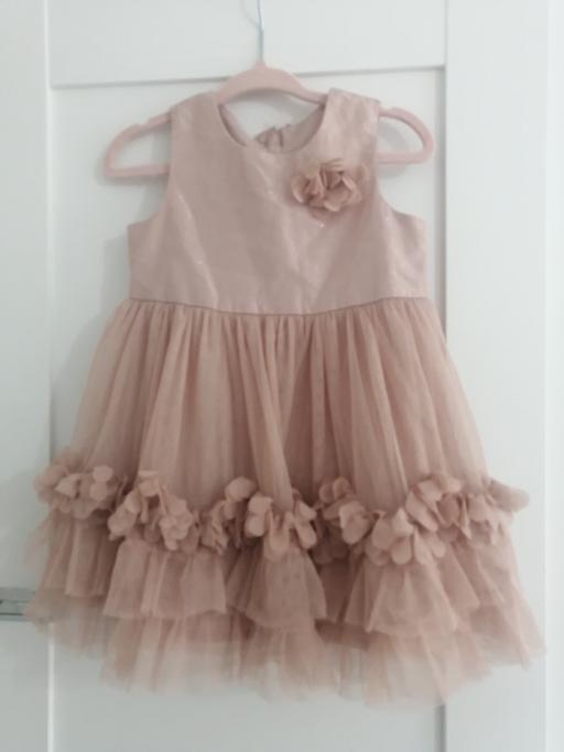  — baby girls dress 9-12 months