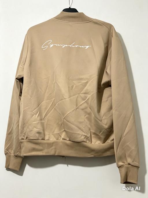  — 🧥 Beige / Camel Bomber Jacket – Size L