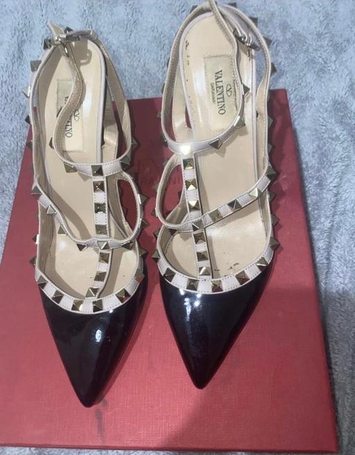  — Valentino heels
