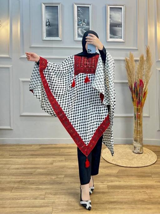  — Shawl / Keffiyeh