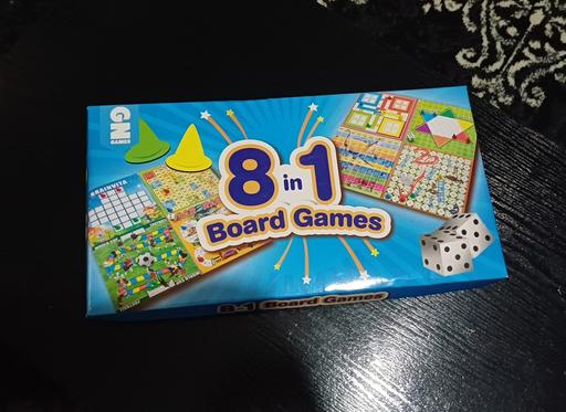  — 8 in 1 Board Game