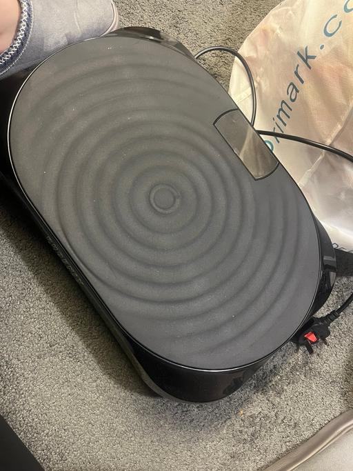  — Vibration plate
