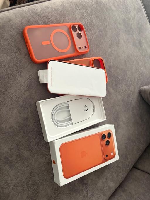  — iPhone 17 pro max 256gb 12 months warranty