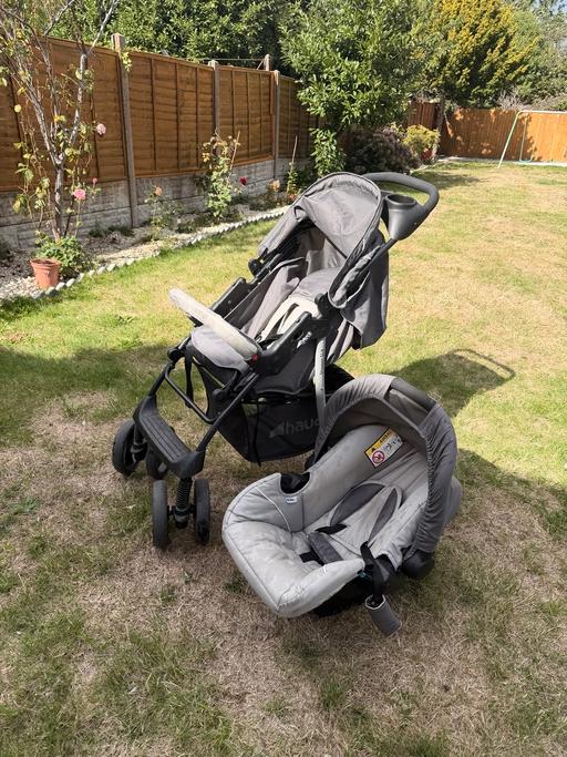  — Hauck Trio pushchair, carSeat, cot set - Grey