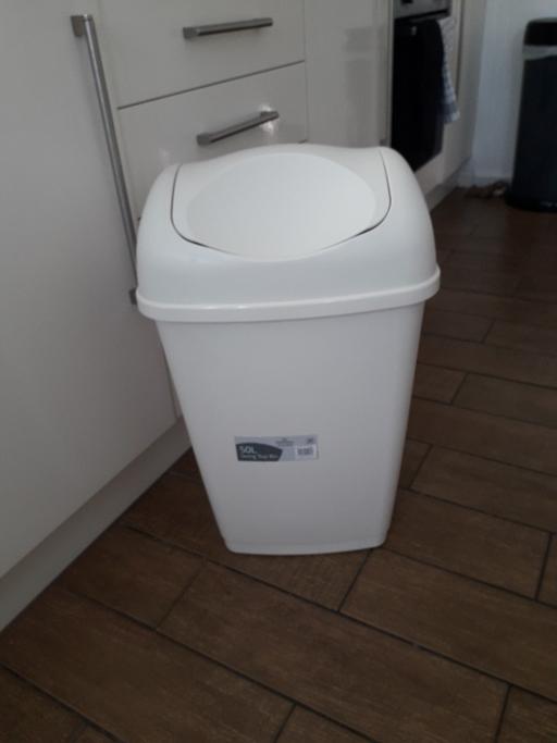  — swing top bin