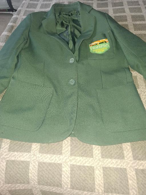  — horizon small schoolblazer chest 30 ins /76cm
