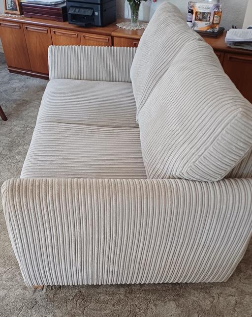  — sofa as new