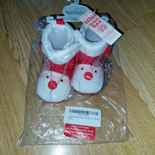  — baby booties christmas 9-12 mths new