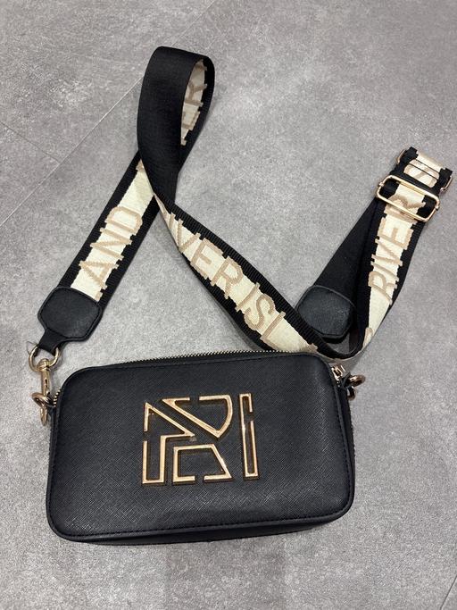  — Bag