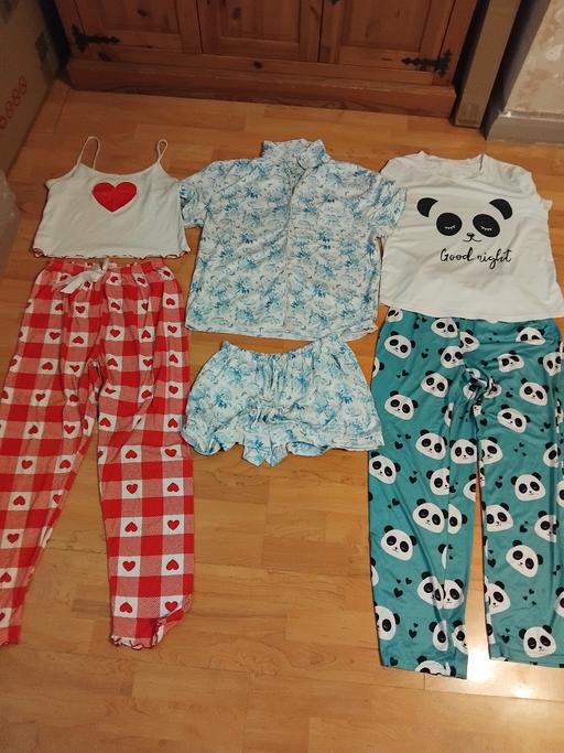  — 3 Pjs S (8/10).