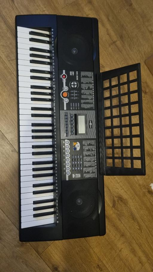  — keyboard player