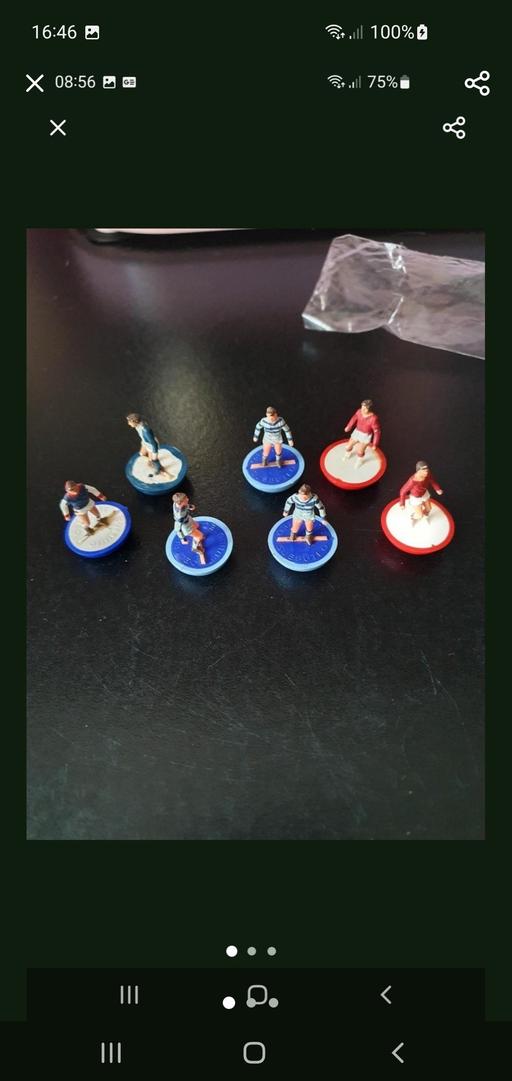  — vintage subuteo football players x 7