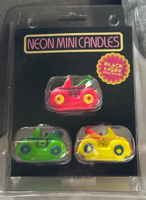  — Neon mini candles