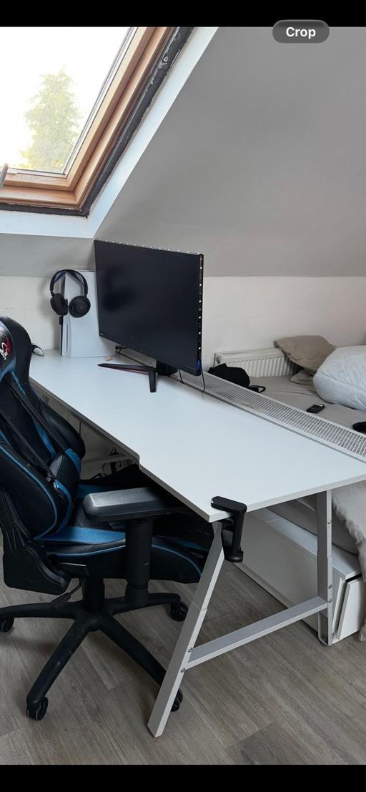  — Computer desk
