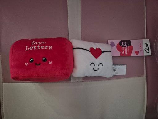  — new Love Letters Plush