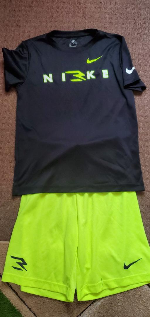  — kids 2pc nike set