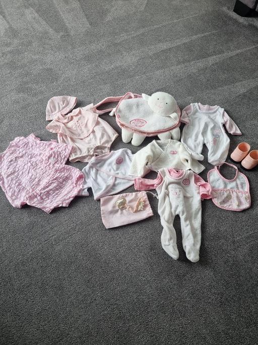  — Dolls clothes