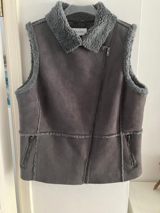  — M&S lovely waist coat size 16
