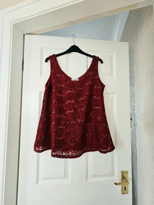  — Sequin detail top, size 16..like new