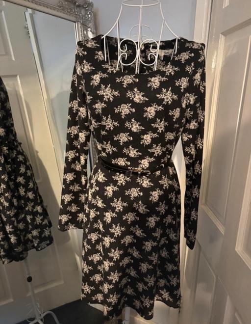  — Yumi black floral skater dress and belt UK 10