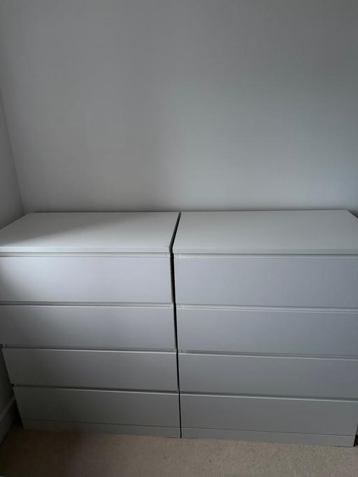  — Chests Drawers