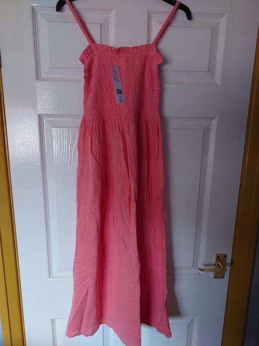  — Women's pink dress size 12-14
