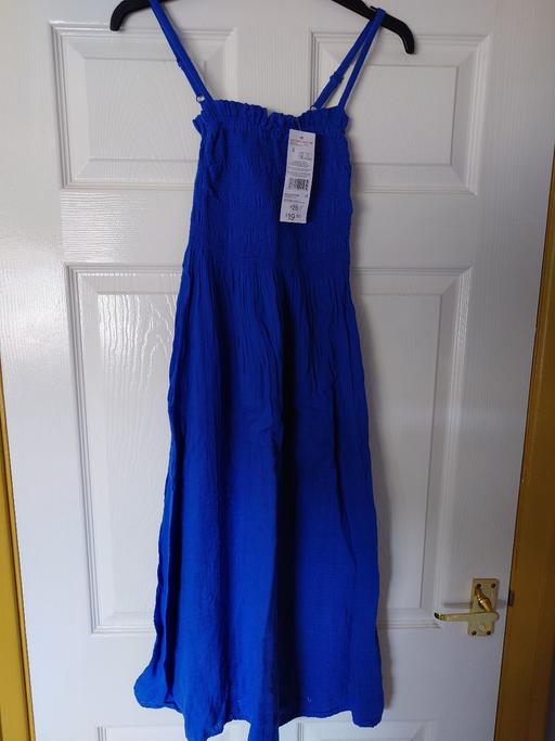  — Women's blue dress size 4-6