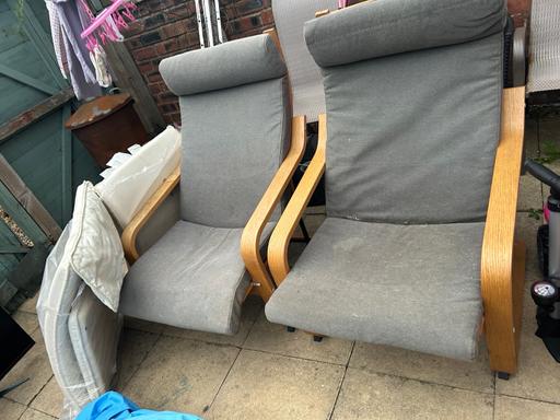  — lounge chair *NEW CUSHIONS*
