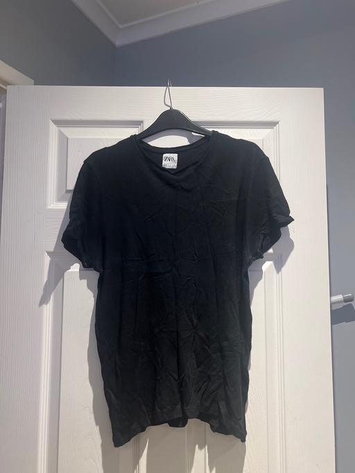  — Zara shirt
