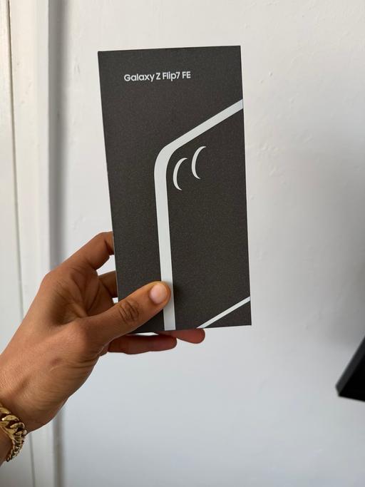  — Samsung flip 7 fe