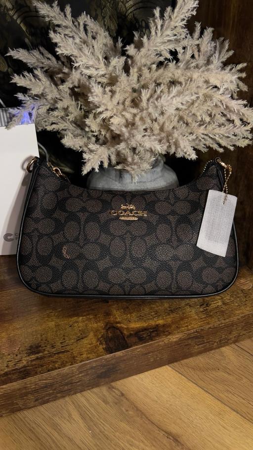  — Coach women’s shoulder bag