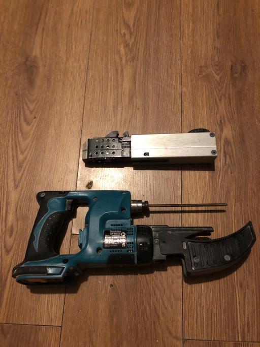  — MAKITA DFR550 wall gun