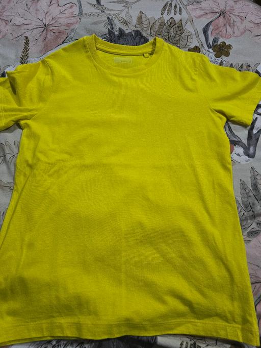  — age 10 years boys NEXT t-shirt
